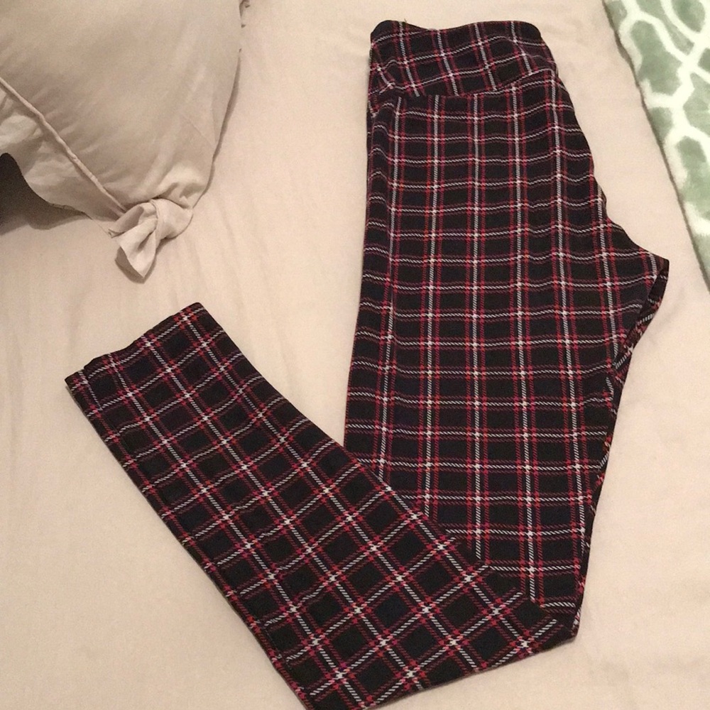 Red white and black plaid leggings